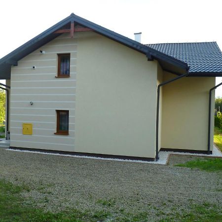 Klimatyczny Domek - Apartamenty & Noclegi Slawecin Exterior photo